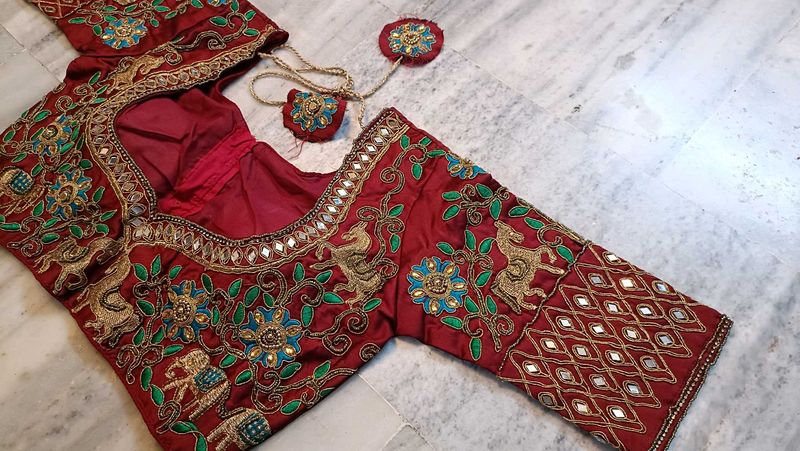 Hathi Godha Very Premium Quality Blouse