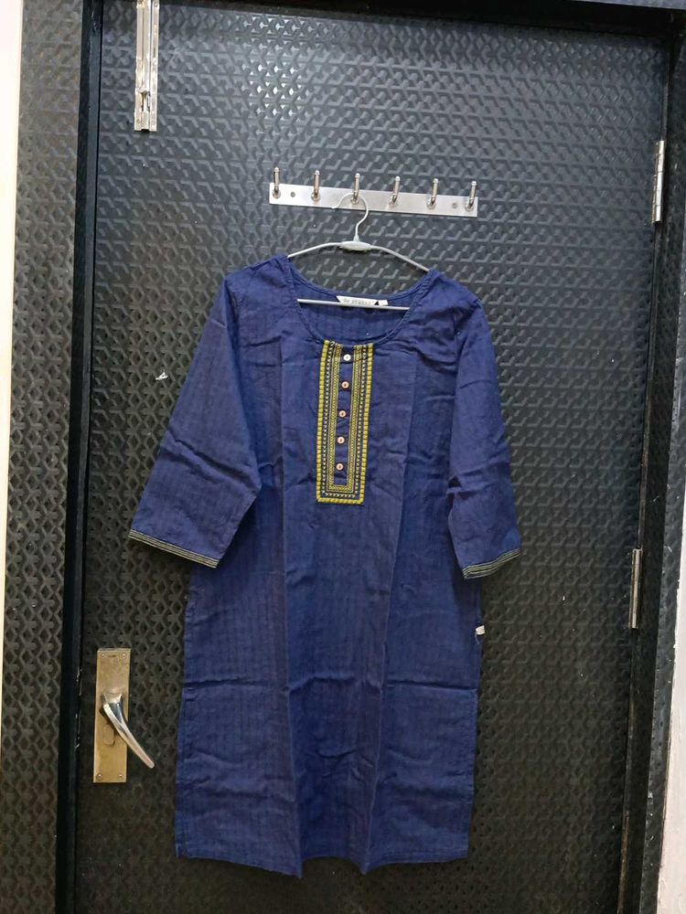 Blue Embroidered Kurta