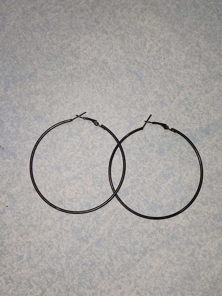 Black hoop Earrings