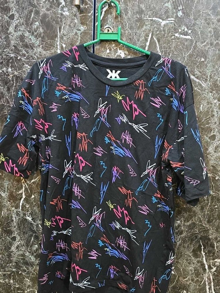 Abstract Graphic T-Shirt