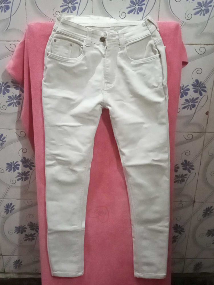 White Skinny Jeans
