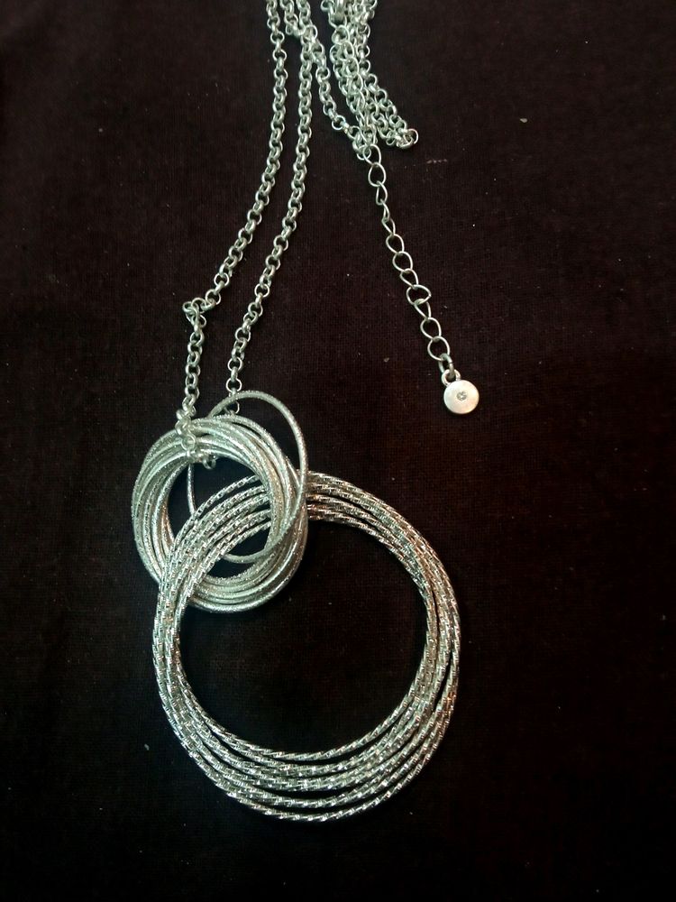 Silver Chain And Pendant