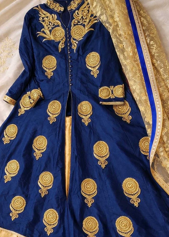 blue heavy Kurta with skirt and dupatta