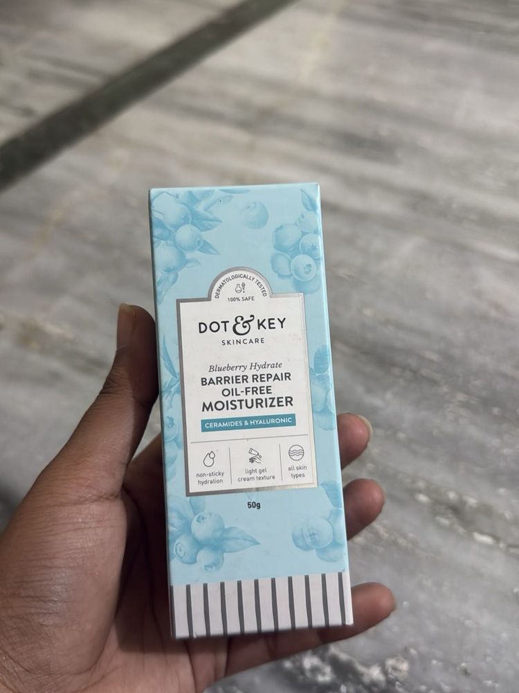 Dot &amp; Key Blueberry Hydrate Moisturizer
