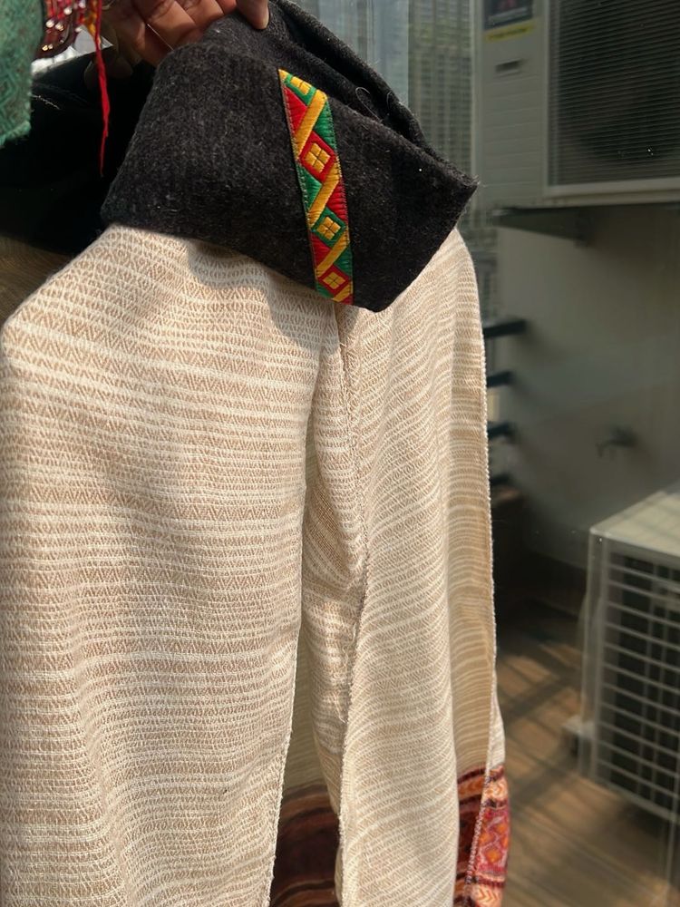 Ethnic Woolen Cap &amp; Stole Set