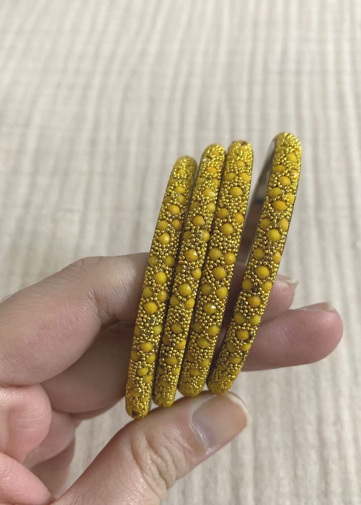 8 Pieces Gold and Silver Bangles