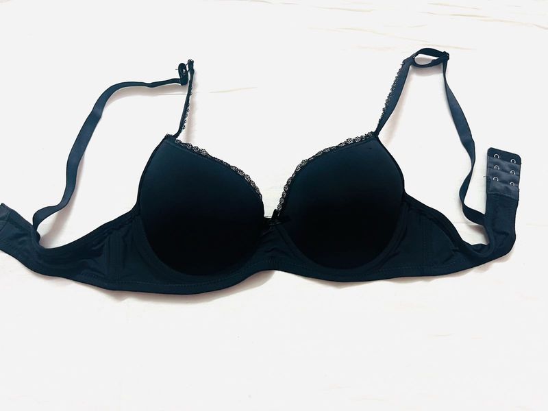 Never Worn . Without Tag
