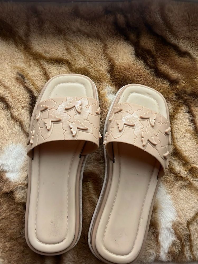 Cute Beige Butterfly Slides