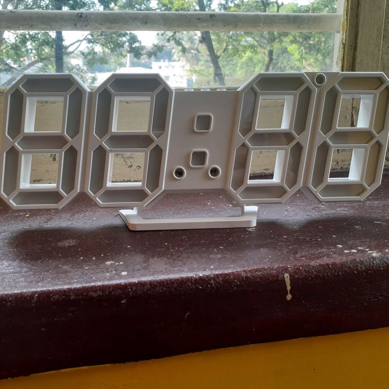 ASTRONORD™ Digital LED Clock