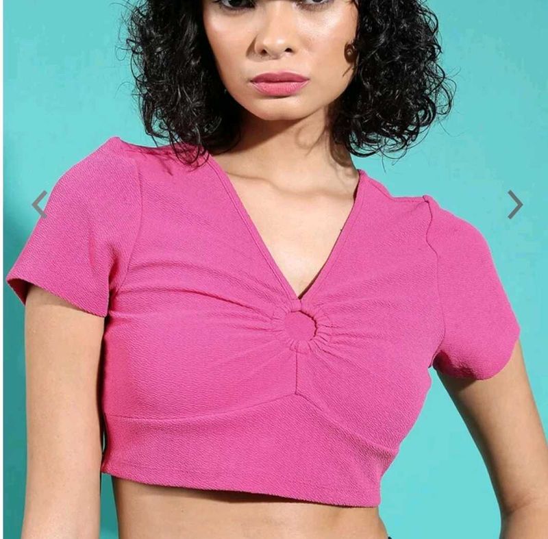 Bold Fuchsia Ring Detail Crop Top 🎀