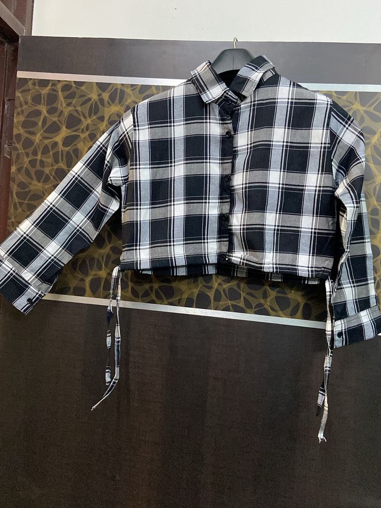 Crop Black Check Shirt