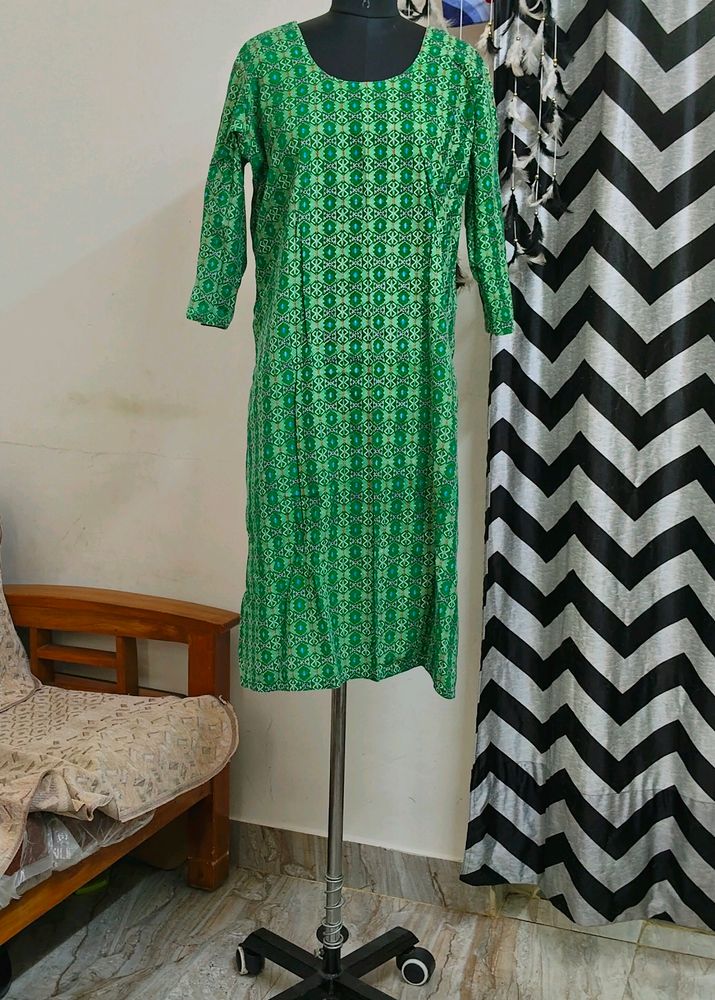 Nepali Green Kurti