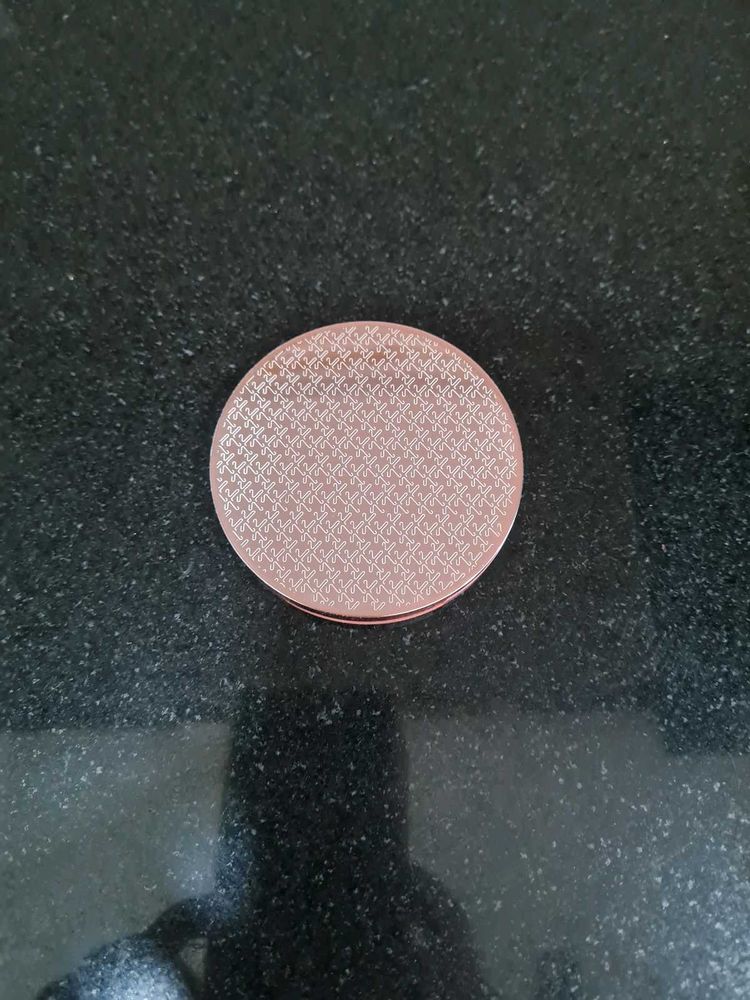 Kay Beauty Blusher