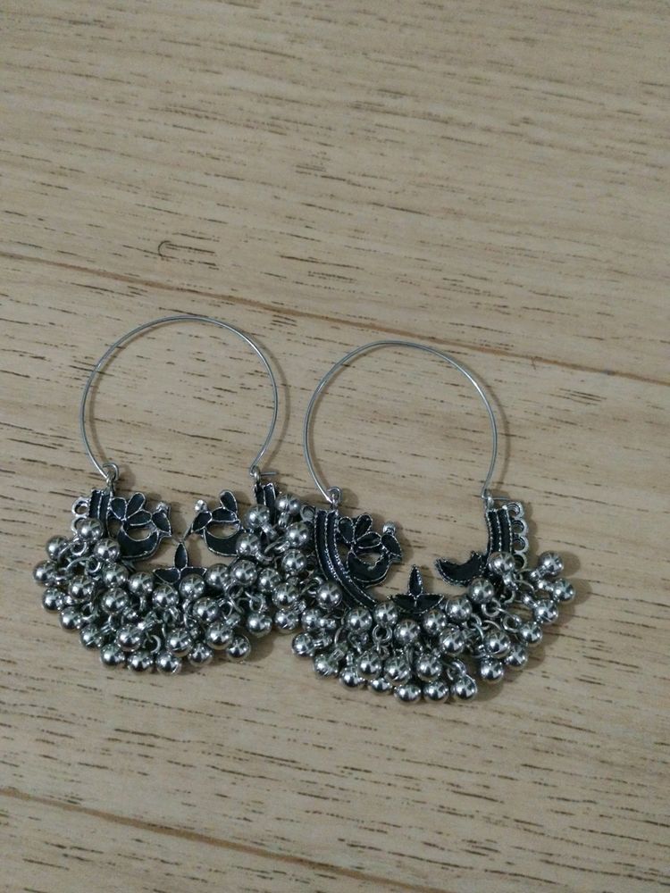 Ear rings