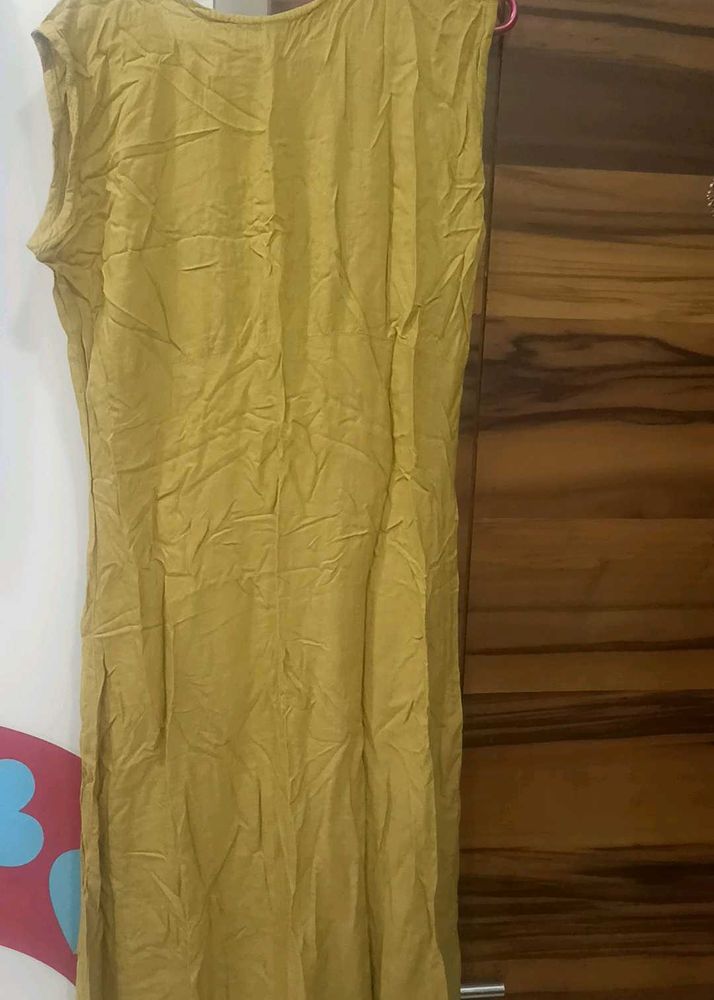 Mustard Sleeveless Kurta