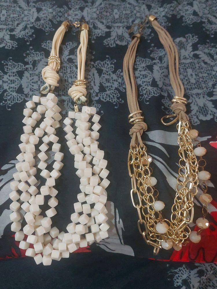 Imported Material Neck Chains With Beautiful Detailing.