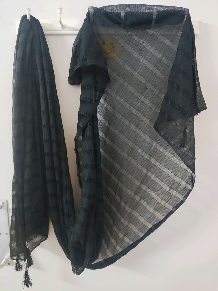 Black Dupatta