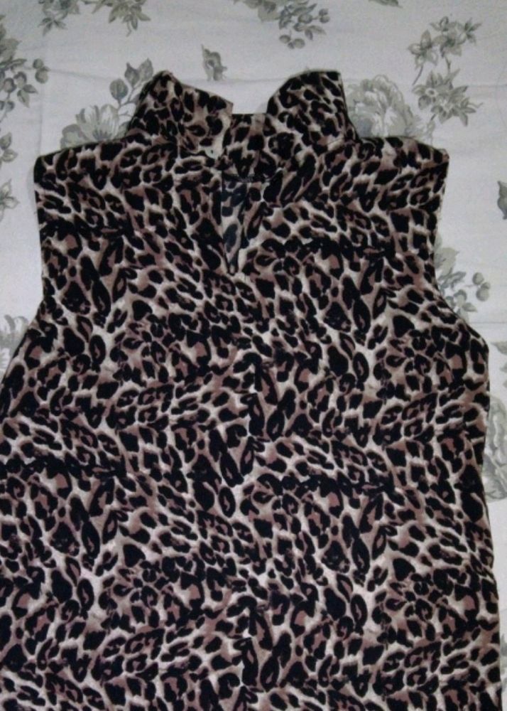 Sleeveless Top
