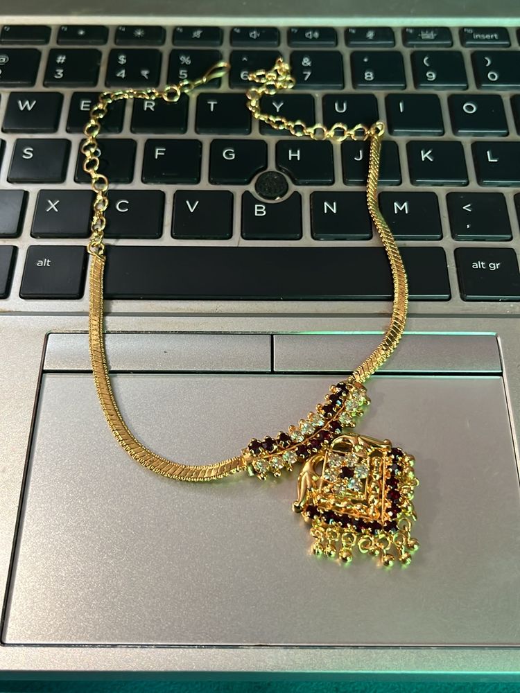 Gold Attigai