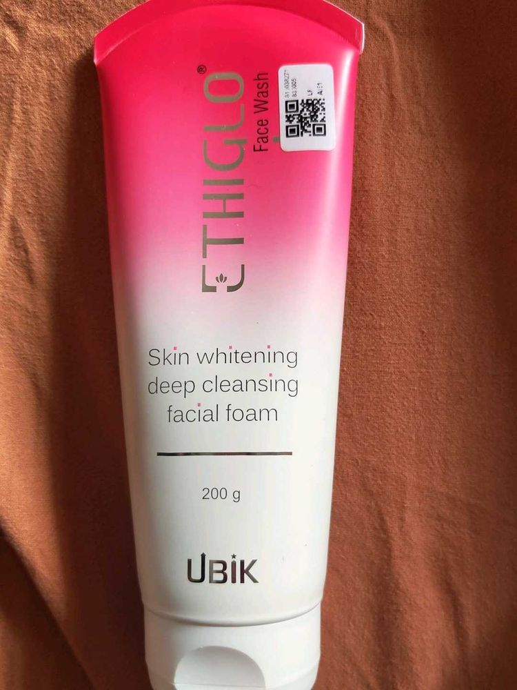 Ethiglo Face Wash For Skin Whitening