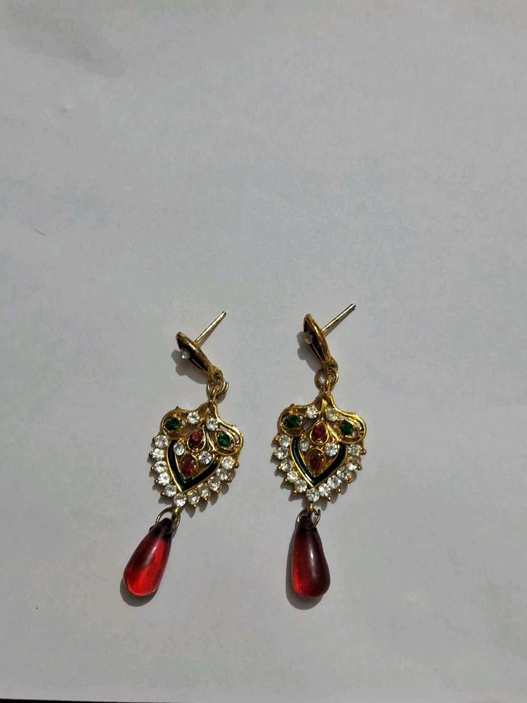 Vintage Style Dangle Earrings