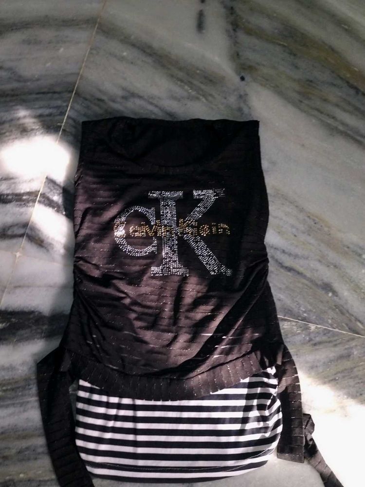 CK Black Top