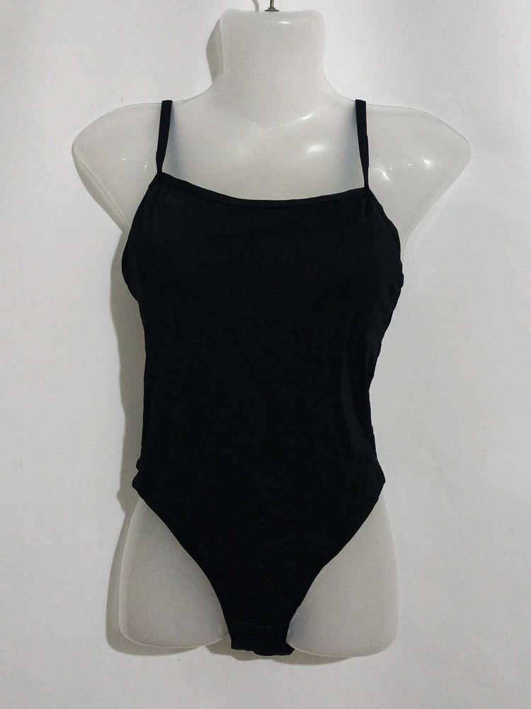 BLACK BODYSUIT
