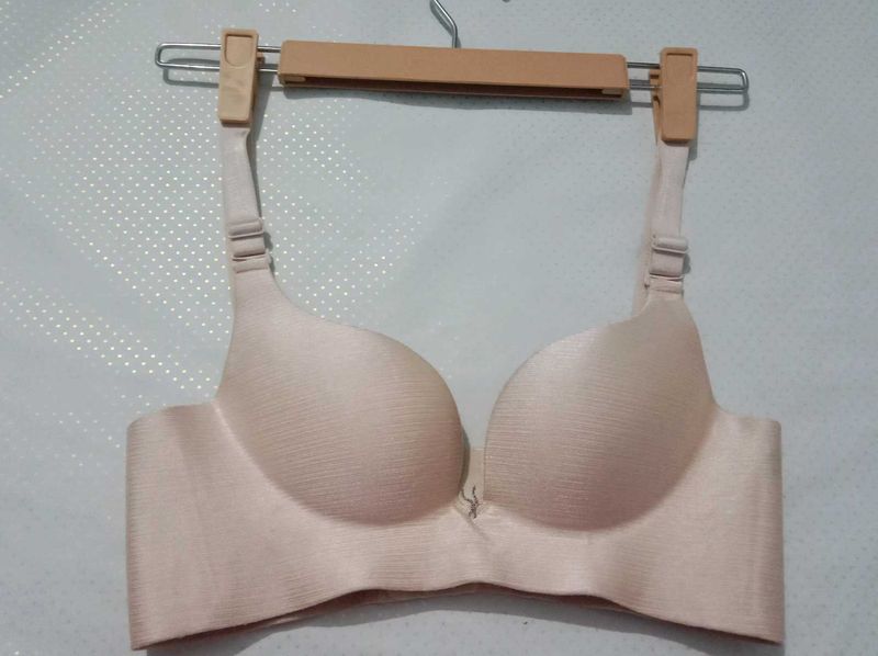 (608)Bra 32 size
