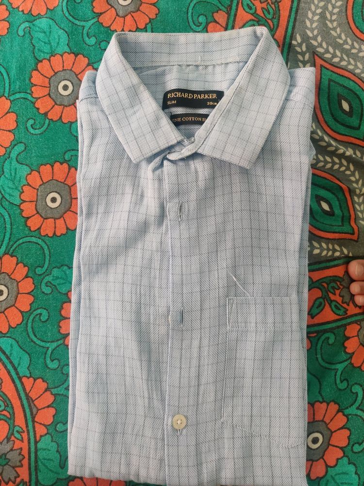 Men&#39;s shirt
