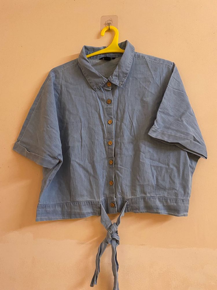 M19- Denim Tie-Front Top