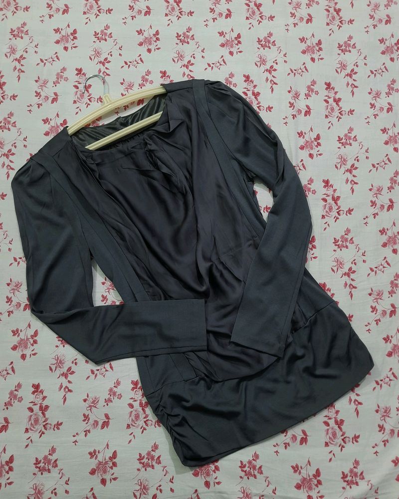 Women&#39;s Top Wear