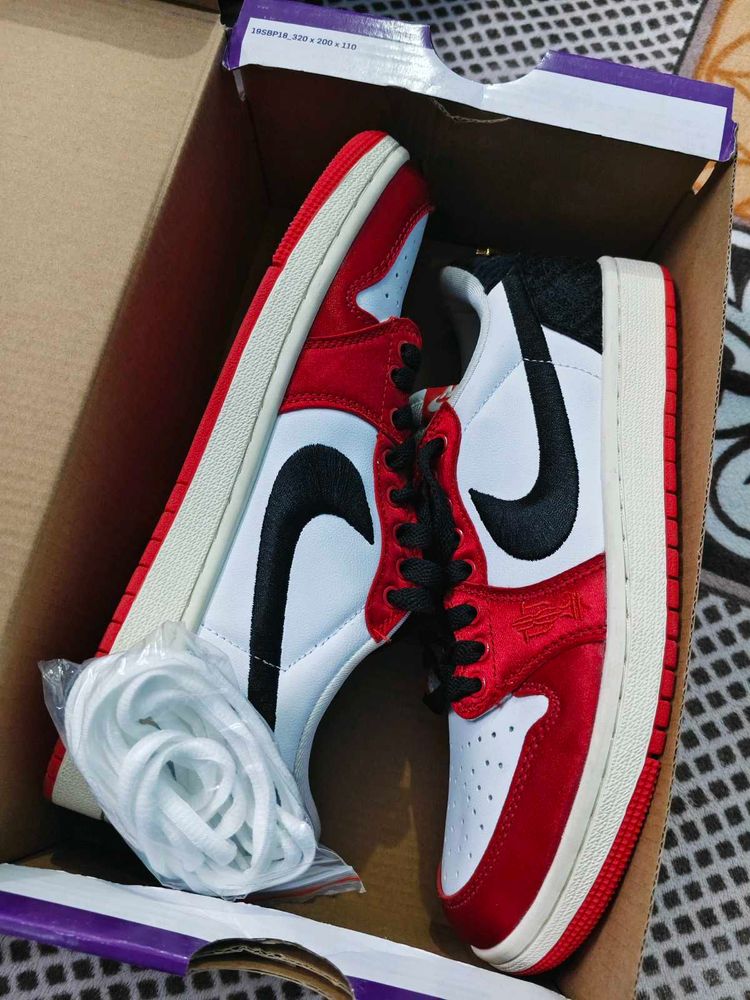 price drop 🚨Nike Air Jordan 1 - Stylish Sneakers