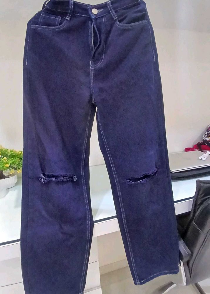 Knee Cut Denim Jeans