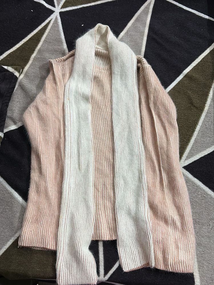 Elegant Knit Cardigan with Scarf