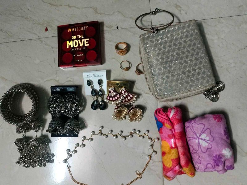 choose freebie Jewellery, Wallet &amp; Makeup Lot