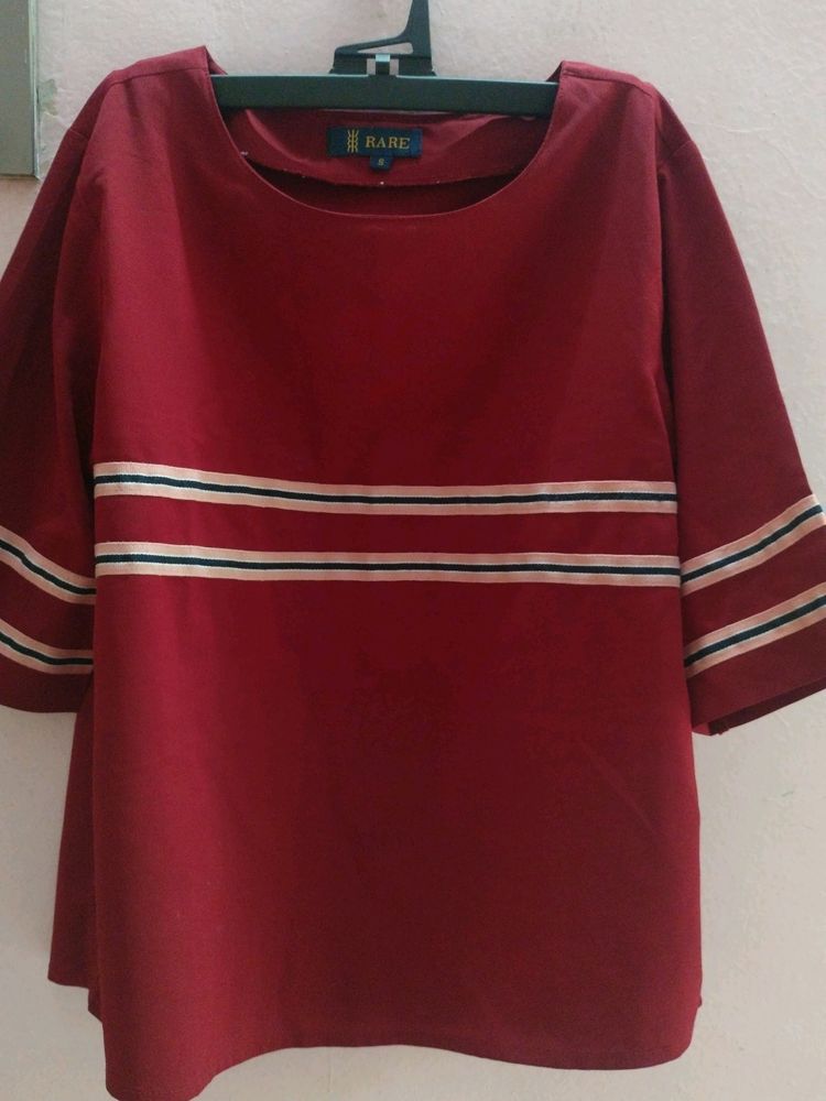 Maroon Colour Top With Half Sleeve Size S