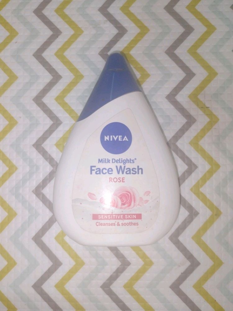 Nivea Cleansing Milk For Sensitive Skin | Milk Delights Face Wash | Rose