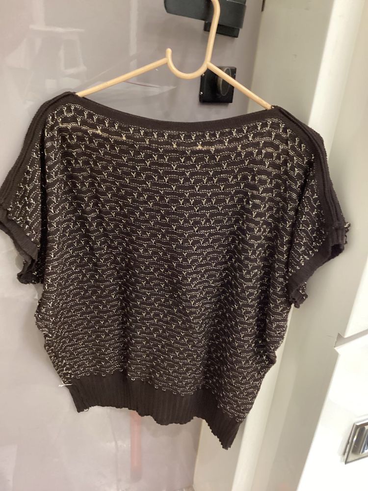 Stylish Brown Knit Top