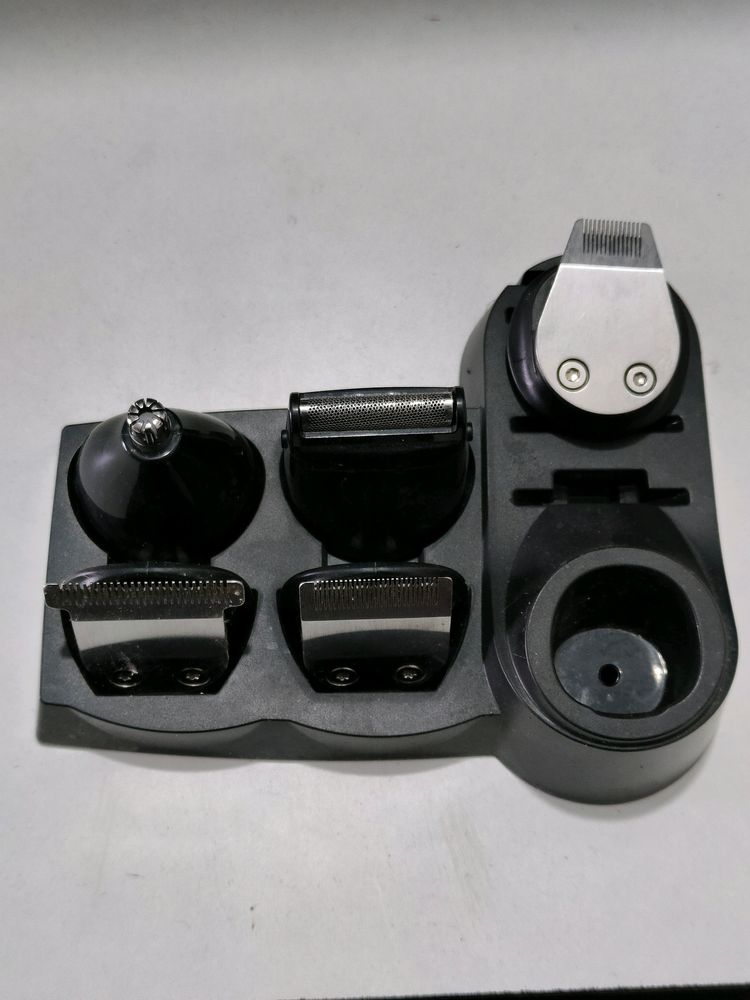 Nova Trimmer Accessories &amp; Stand