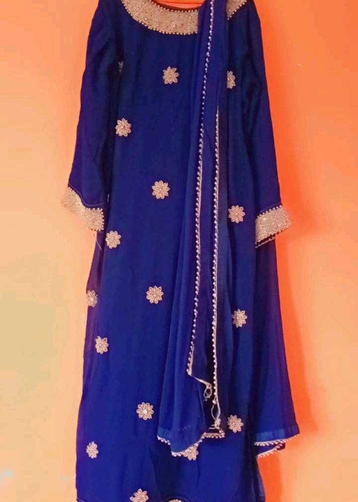 Blue Embroidered Kurta with Dupatta