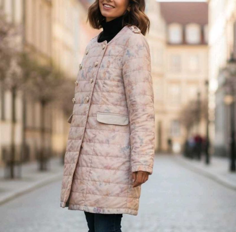 Floral Print tunic style jacket(S)/bust 32-34