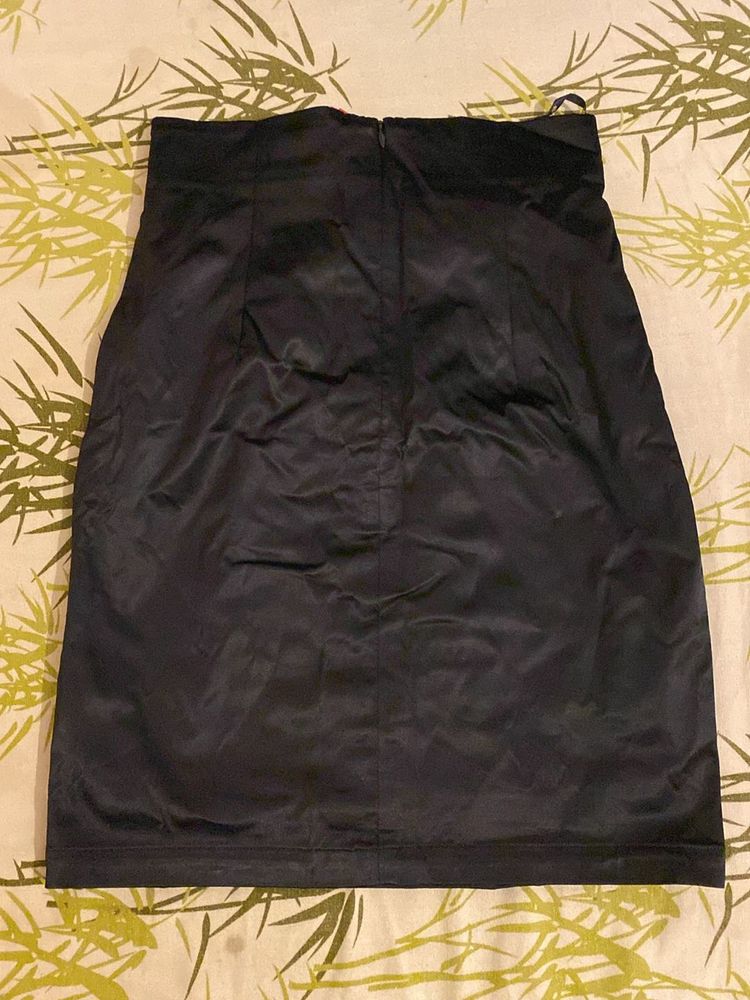 Black Short Skirt