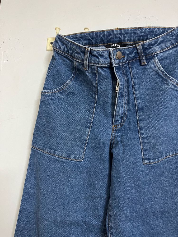 Flared Jeans