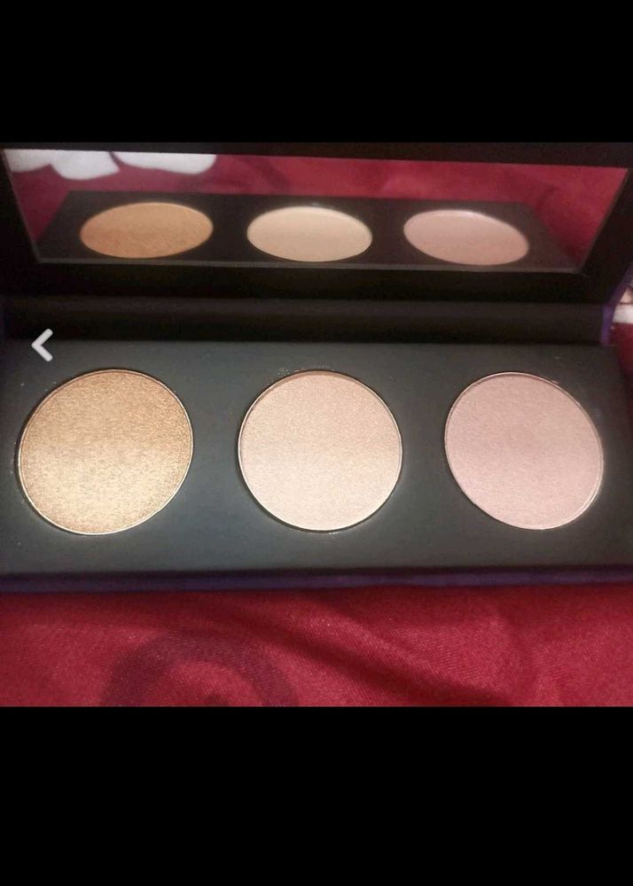 SUAGR Highlighter Pallet