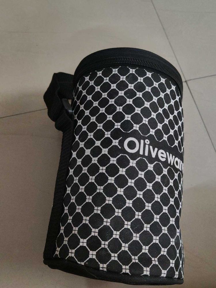 Oliveware Brand New 4 Piece Microvave Safe Lunch
