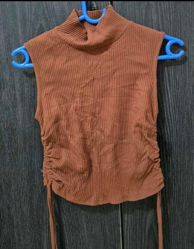 Ribbed Brown Top