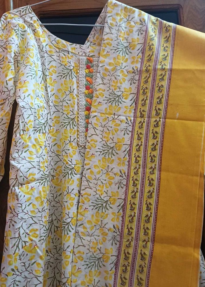 Floral Print Kurta Set