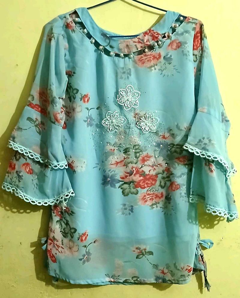 Floral Print Top with Ruffle Sleeves