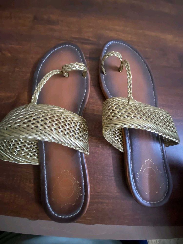 Woven Detail Flat Sandals