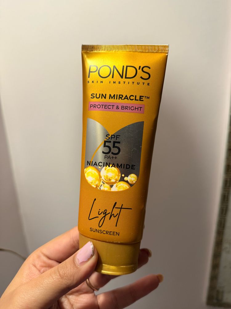 Ponds Light Sunscreen